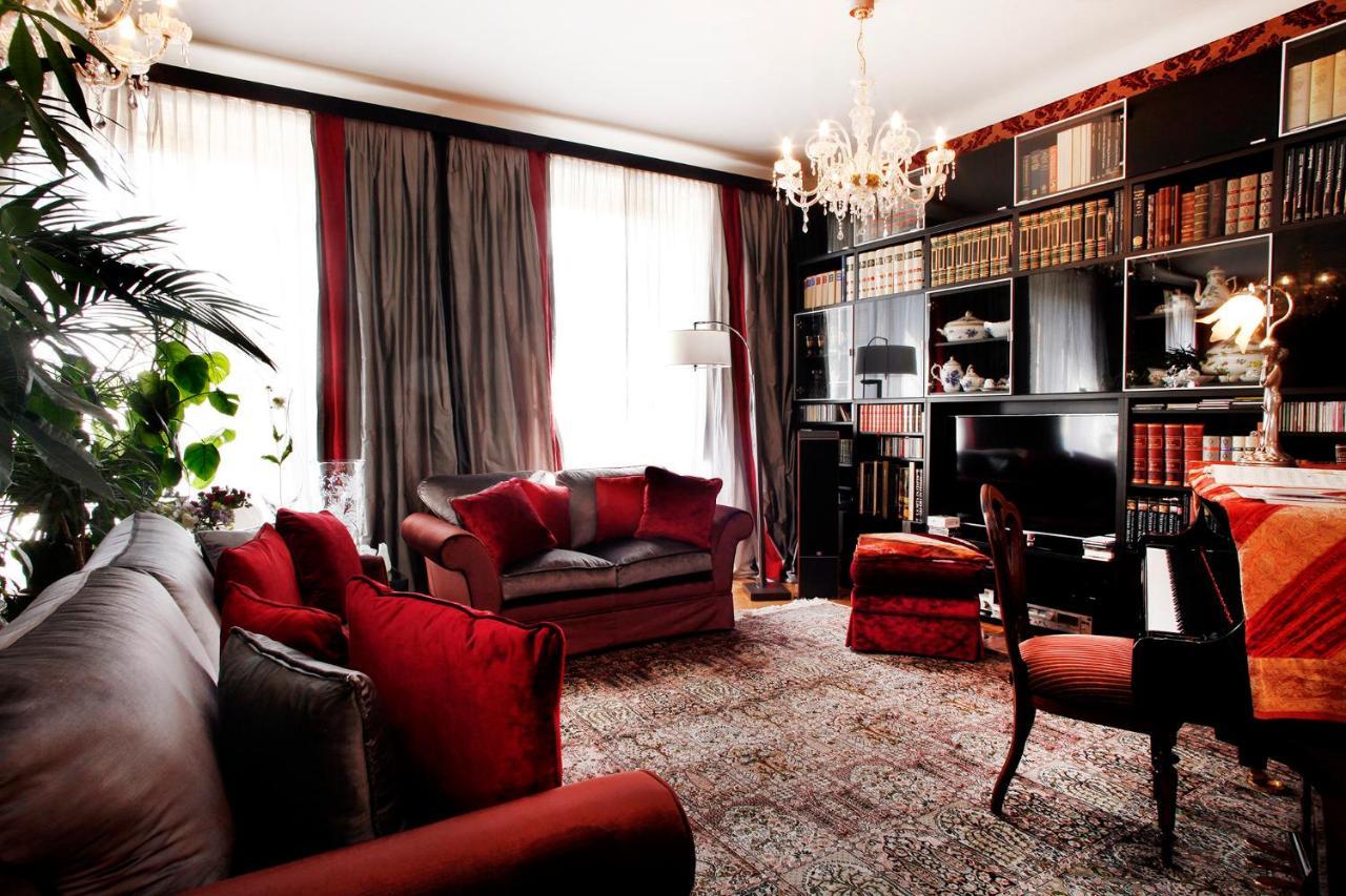 Luxury Room In Central Art Nouveau Building Next To Metro Station มิลาน ภายนอก รูปภาพ