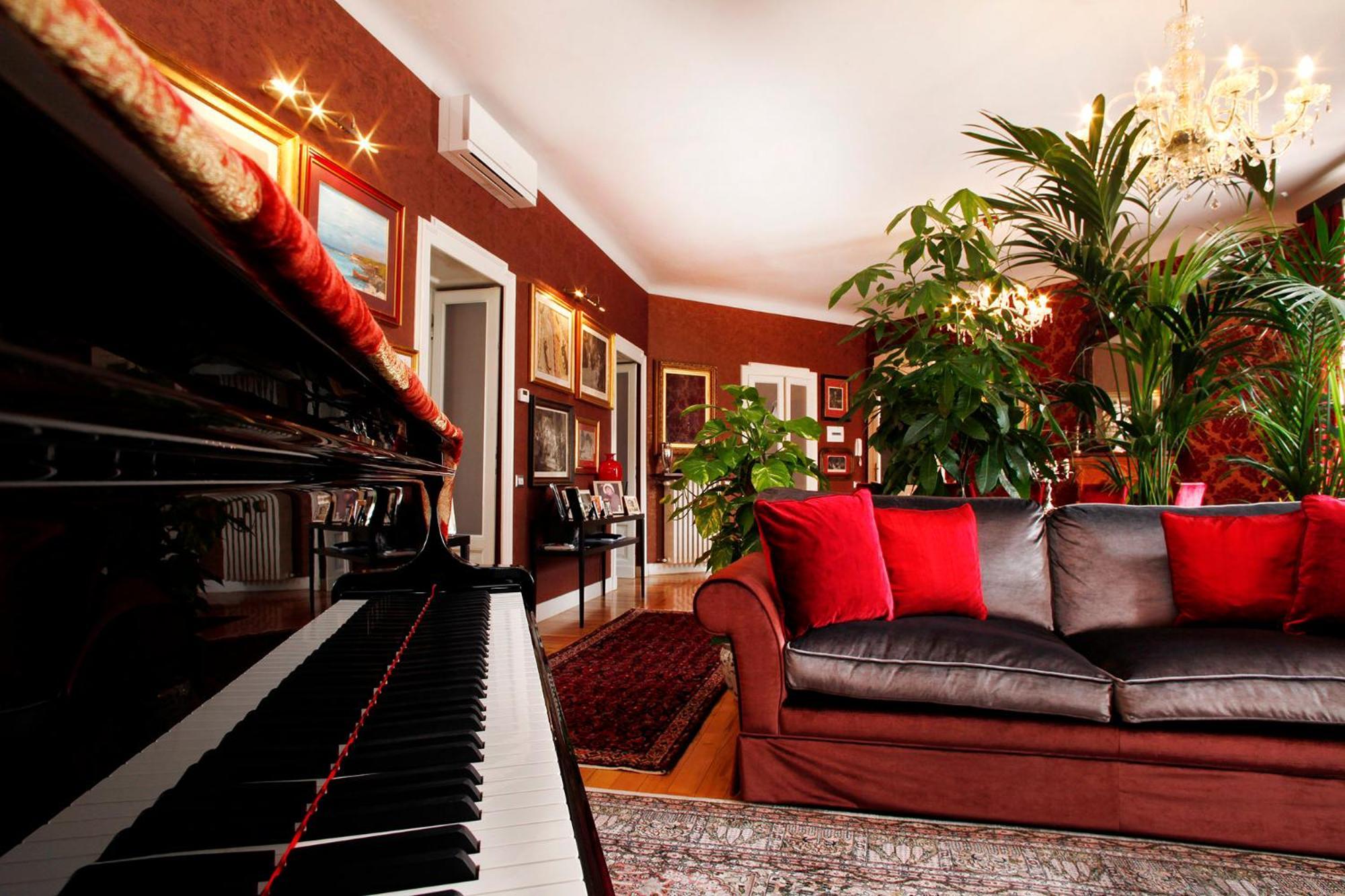 Luxury Room In Central Art Nouveau Building Next To Metro Station มิลาน ภายนอก รูปภาพ